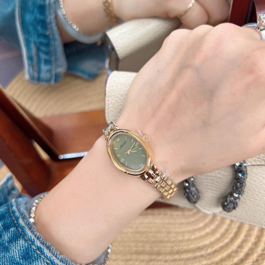 Pigeon Egg Dial Watch Ladies Steel Belt Watch Light Luxury Temperament Watch Delicate Oval Watch