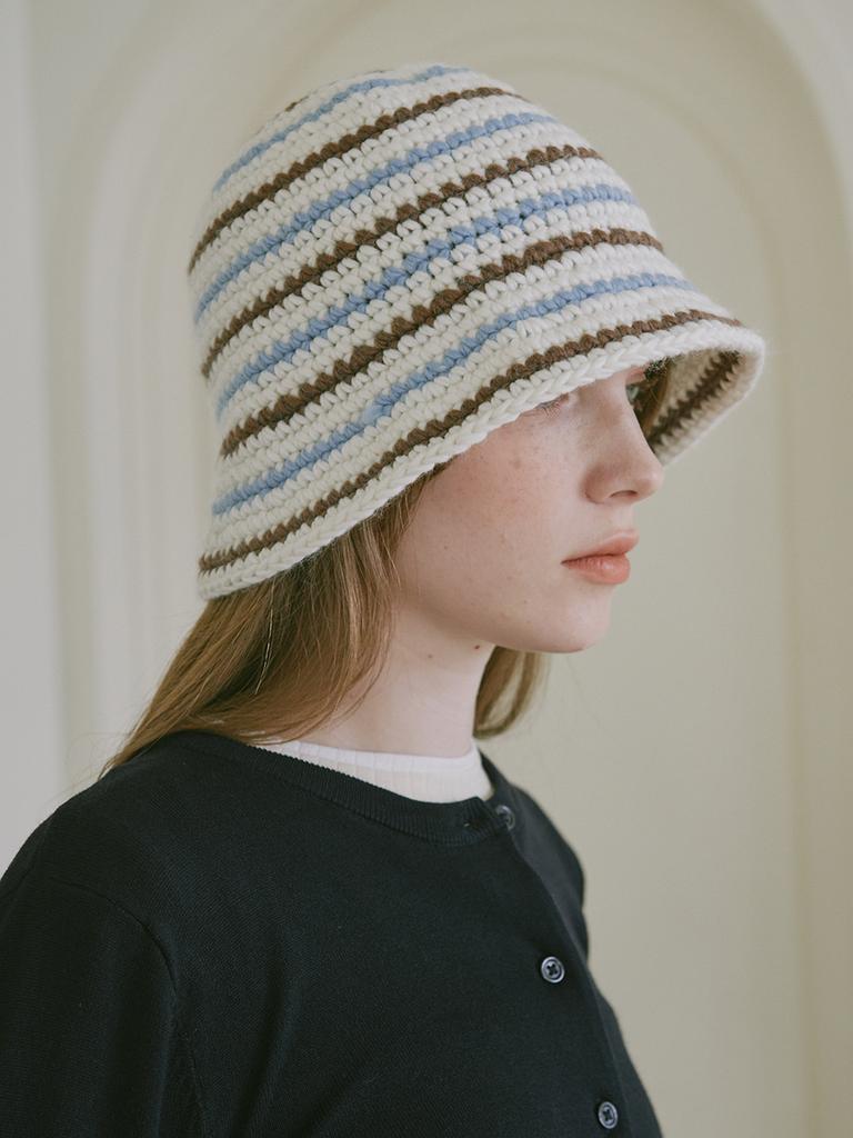 Olinkeompeulliteu Wool Striped Crochet Hat (Cream)