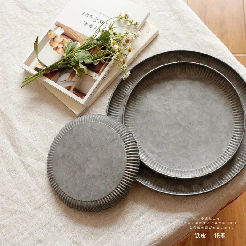 Metal Iron Art Serving Plate Home Furnishing Decorate Storage Tray Make Old Retro Style Delicious Food Dessert Photography Props