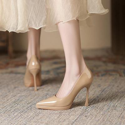 Einfarbige Lackleder Stiletto Plateau Heels - Sexy Spitzschuhe für Damen 2025 Edition
