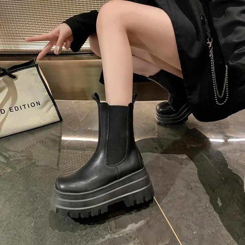 2025 Fashion New Boots Women's Shoes Fashionable and Versatile Thin Round Head Cigarette Boots Platform Shoes Outdoor Versatile