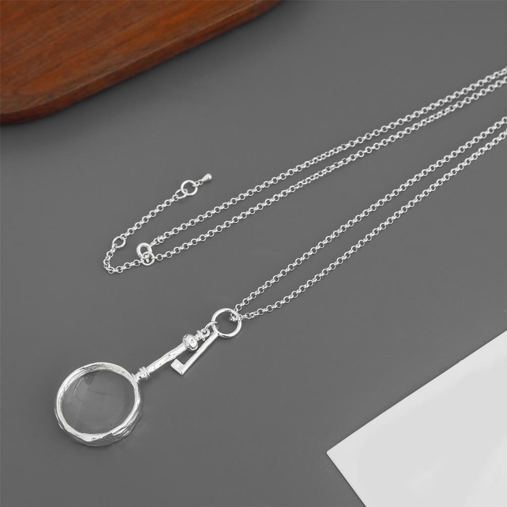 Titanium Steel Magnifying Glass Key Necklace Adjustable Chain Suitable for Reading Small Print Stylish Jewelry Gift