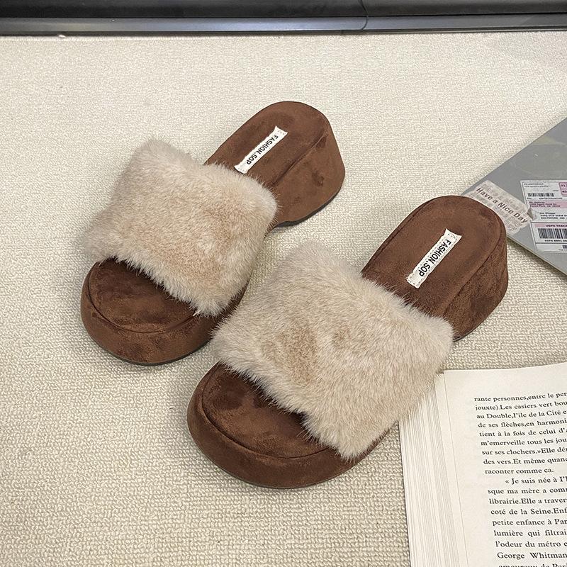 

Retro leopard print square head fluffy slippers women s outer wear 2025 autumn and winter new temperament fluffy lazy one-word cotton drag 41