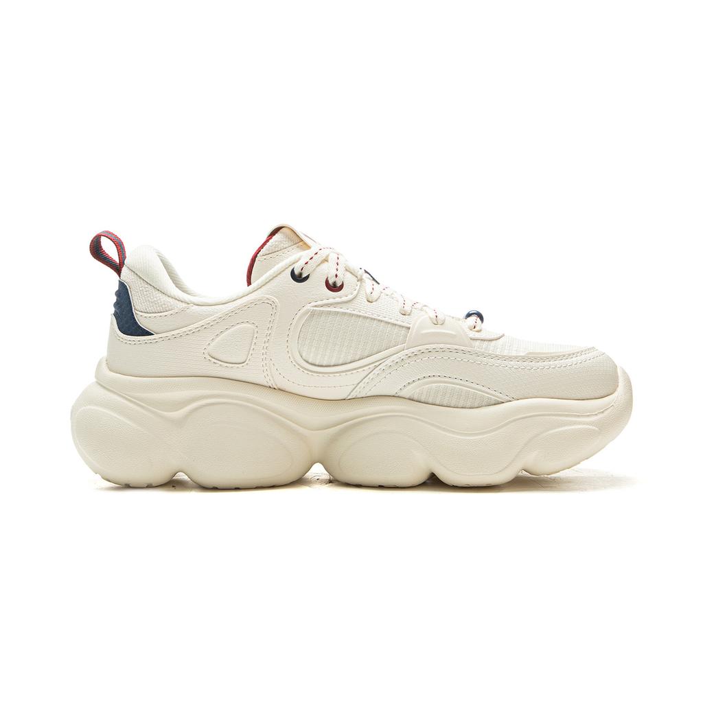 Li Ning Cloud Cushioning Slip Resistant Abrasion Resistant Lightweight Low Top Casual Shoes Women's Ecru AGCV324-3