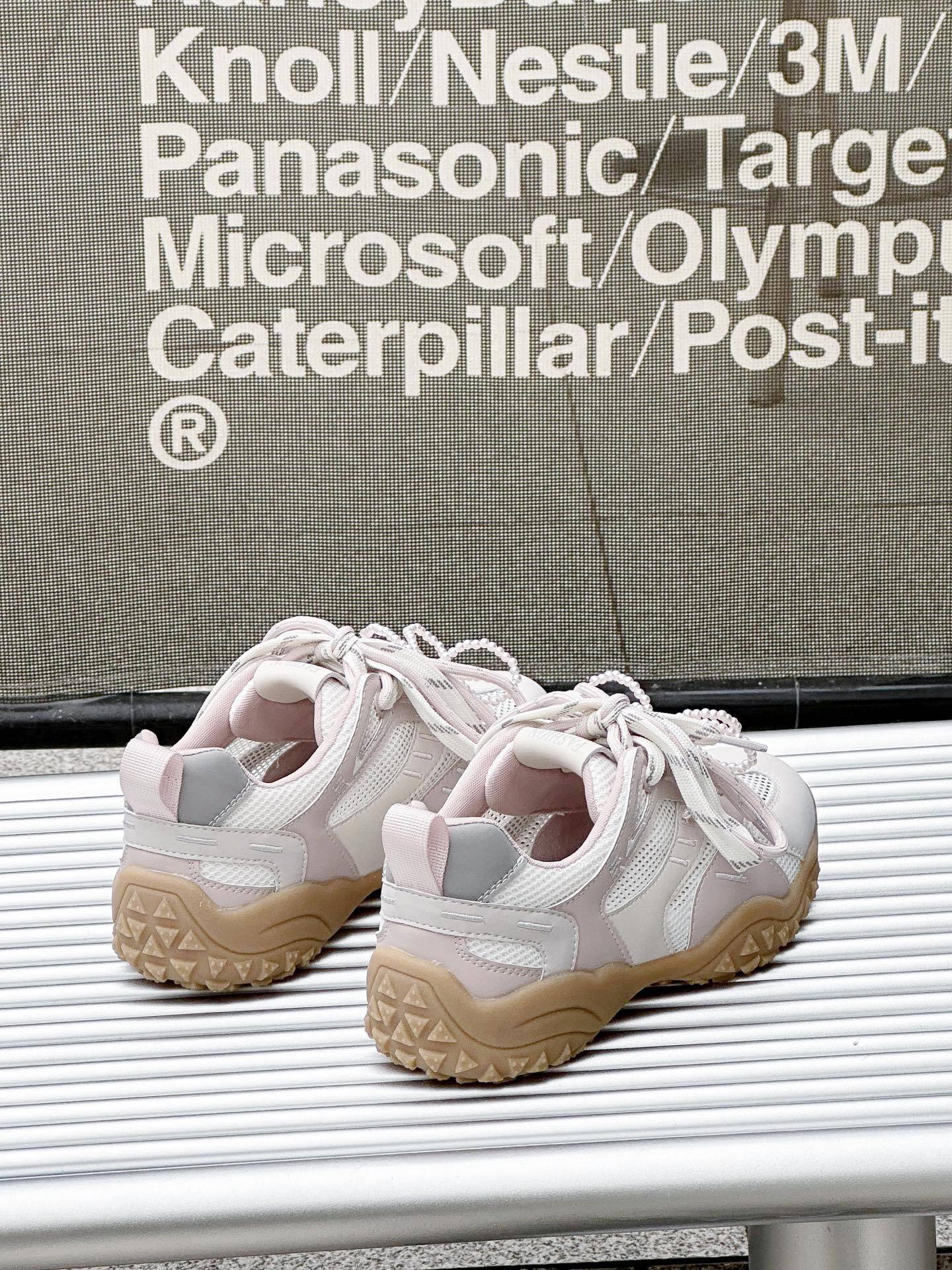 

Летняя пара шнурков Немецкие тренировочные туфли женские кожаные 2025 новые удобные и легкие повседневные туфли дышащая платформа спортивные доски s 40 светло-розовый