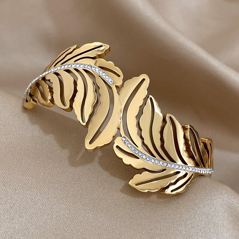 Exquisit Inlaid Rhinestone Feather Leaves Cuff Bracelets Fashion Gold Plated Stainless Steel Smooth Bangles Waterproof Jewelry