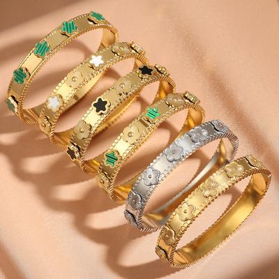 ZAKOL Trendy Bracciali in Acciaio Inossidabile con Fiori a Cinque Petali Fortunati per Donne Ragazze Colore Oro Metallo Braccialetti da Polso Zirconi Regali