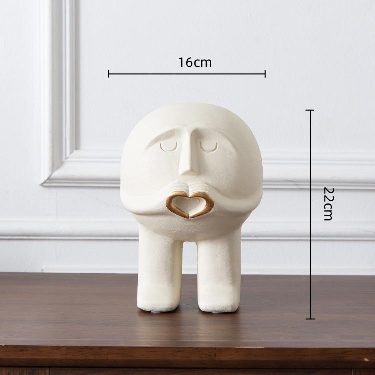 Resin Handicrafts Realistic Figure Sculpture Cartoon Round Man Caring Person Decorative Figurines Home Decoration Accessories