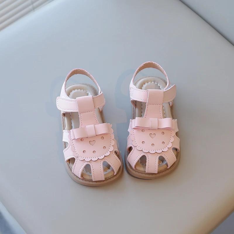 Toddlers Baby Kids Princess Shoes for Girls Toe-covered Anti-kick T-strap with Bowtie Sweet Summer Sandals Cut-outs 2025 Summer