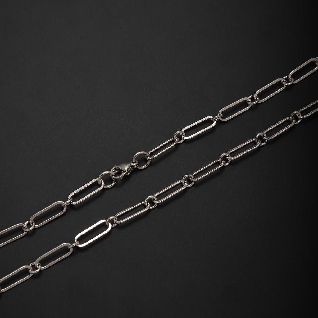 Stainless Steel Rectangular Wire Cross Chain Necklace – European & American Fashion, Light Luxury.