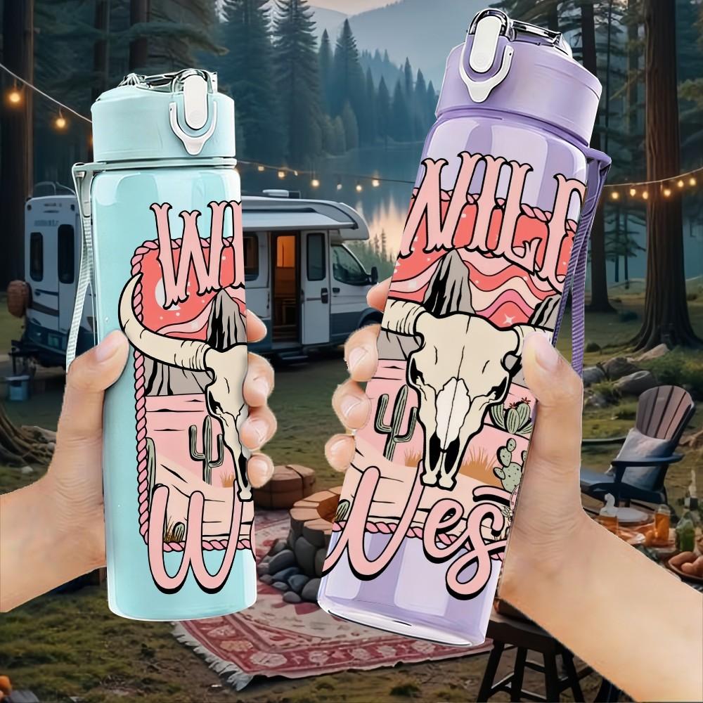 1PC Bull Head Cowboy Badge Vintage Pattern 750ml Color Plastic Sports Water Bottle Leakproof Flip Straw Lid Suitable for Sports Office Home Use