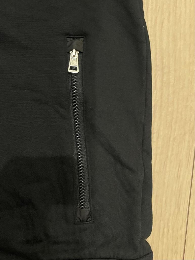 Used MONCLER F10918G70200 V8104Parker mens