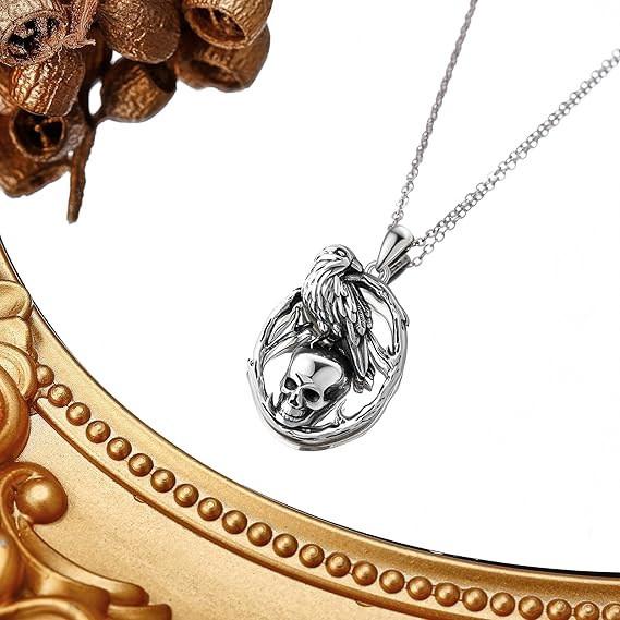 Skull Gothic Necklaces With Vintage Finish And Crow Shape Design For Halloween
