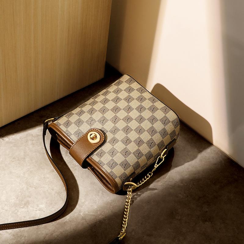 New Women's Bag Bucket Bag Crossbody Bag High-end Chain Bag One-shoulder Light Luxury Bag