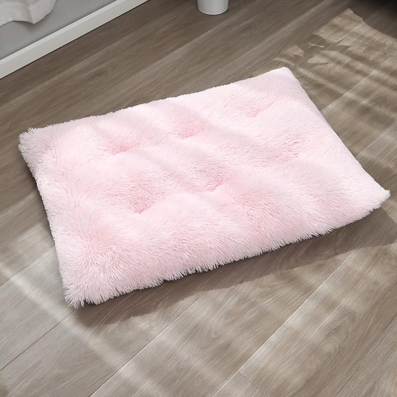 Plush Winter Warm Pet Bed: Cozy Cushion for Dogs & Cats