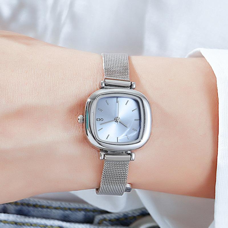 Simple Casual Women'S Watch Mesh Belt High-End Quartz Watch Waterproof Small Sugar Cube Women'S Watch