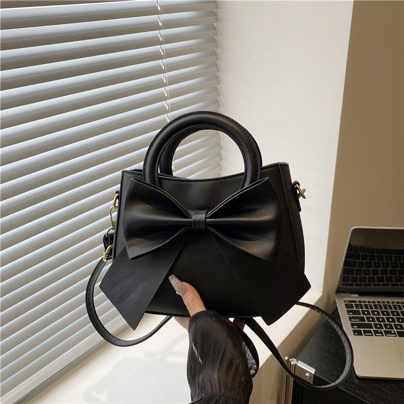 Premium Autumn Women's New Bow, High-end Fashion Single Shoulder Portable Women's Oblique Span Bag