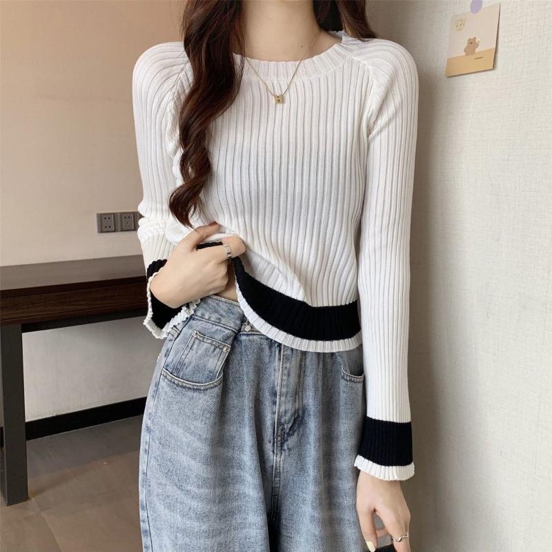 Short Knitted Base Layer Shirt for Women, New Design Sense for Autumn and Winter, Long-sleeved T-shirt, Short Top for Petite People