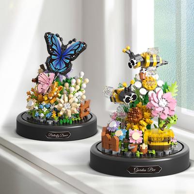 Ape Farfalla Fiore Bonsai Blocchi da Costruzione Insetto Pianta Modello in Vaso Mattoncini Con Copertura Antipolvere Giocattolo Fai da Te per Bambini Regalo di Vacanza
