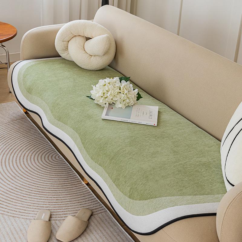 Cream Snow Neil Special-Shaped Sofa Cover, Simple Four-Season Universal Non-Slip Sofa Cushion, Light Luxury Anti-Cat Scratch Cover