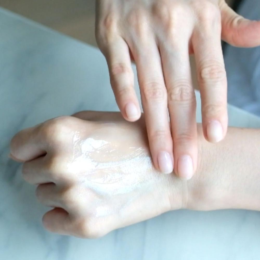 Nella HOney One Snail Ageless Radiance Essence 100ml  2