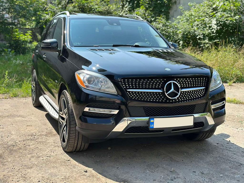 

Тюнінг грати Diamond (для ML) для Mercedes GLE/ML сlass W166