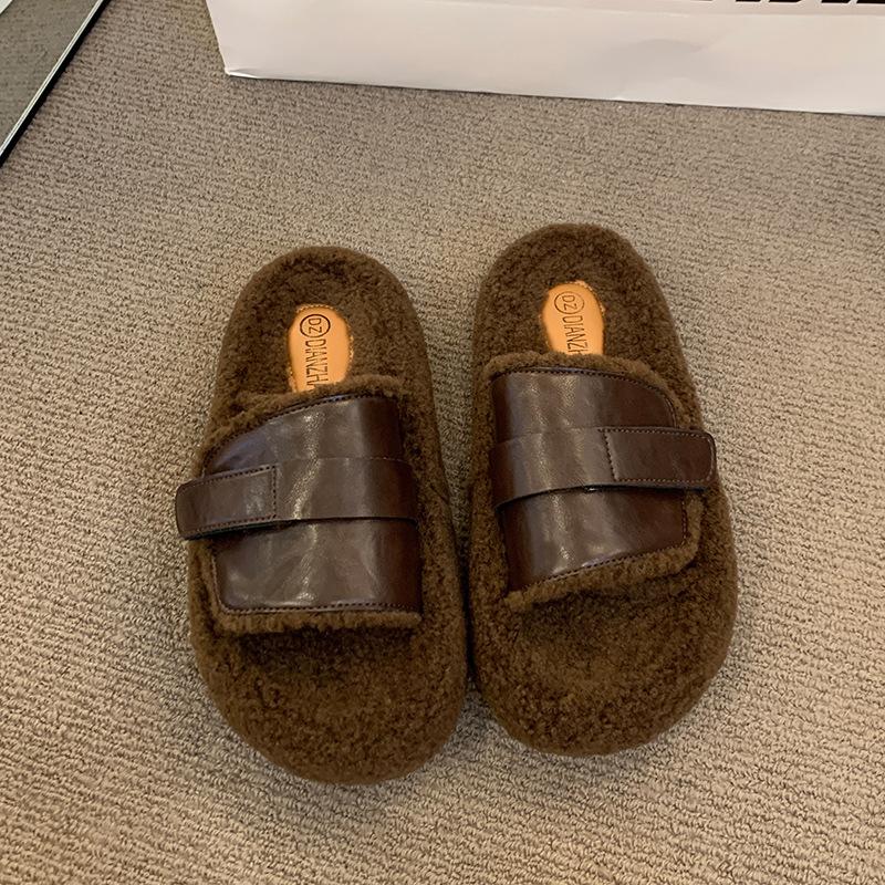 Wearing thick-bottomed lazy fluffy slippers, women's 2025 autumn Korean version of casual velvet one-word home retro cotton slippers