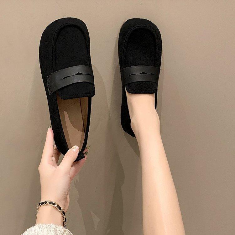 Soft-soled non-slip Doudou shoes women's 2025 autumn new beef tendon flat-soled single shoes versatile and comfortable one-pedal loafers