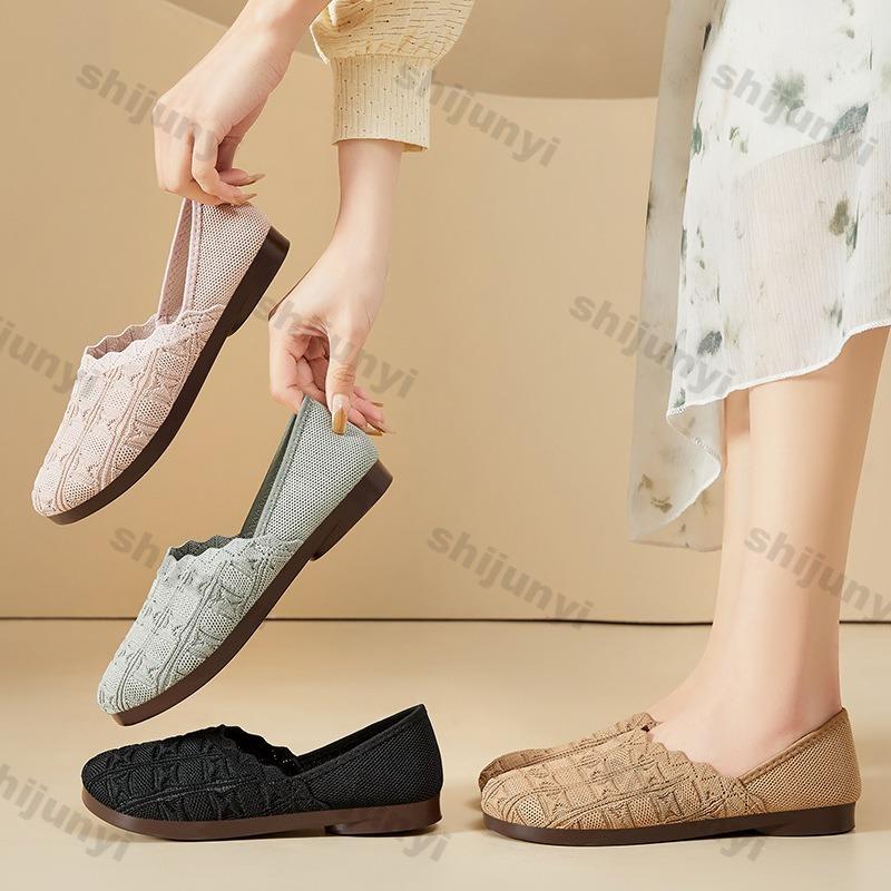 Women's Flats 2025 New Summer Mesh Breathable Lightweight Slip On Casual Shoes Fashion Comfortable Vintage Sandals Zapatillas