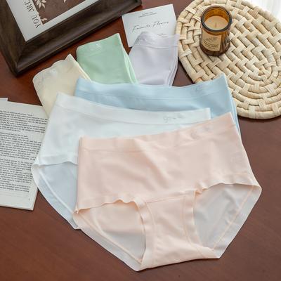 Girls Spring and Summer New Simple Sweet 10A Antibacterial Extended Comfortable Breathable Briefs