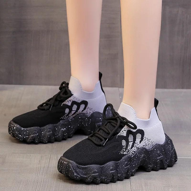 Mode Dicke Sohle Damenschuhe Herbst Neu Koreanischer Stil Gemischte Farben Sneaker Damen Mesh Atmungsaktive Freizeitschuhe für Damen2024