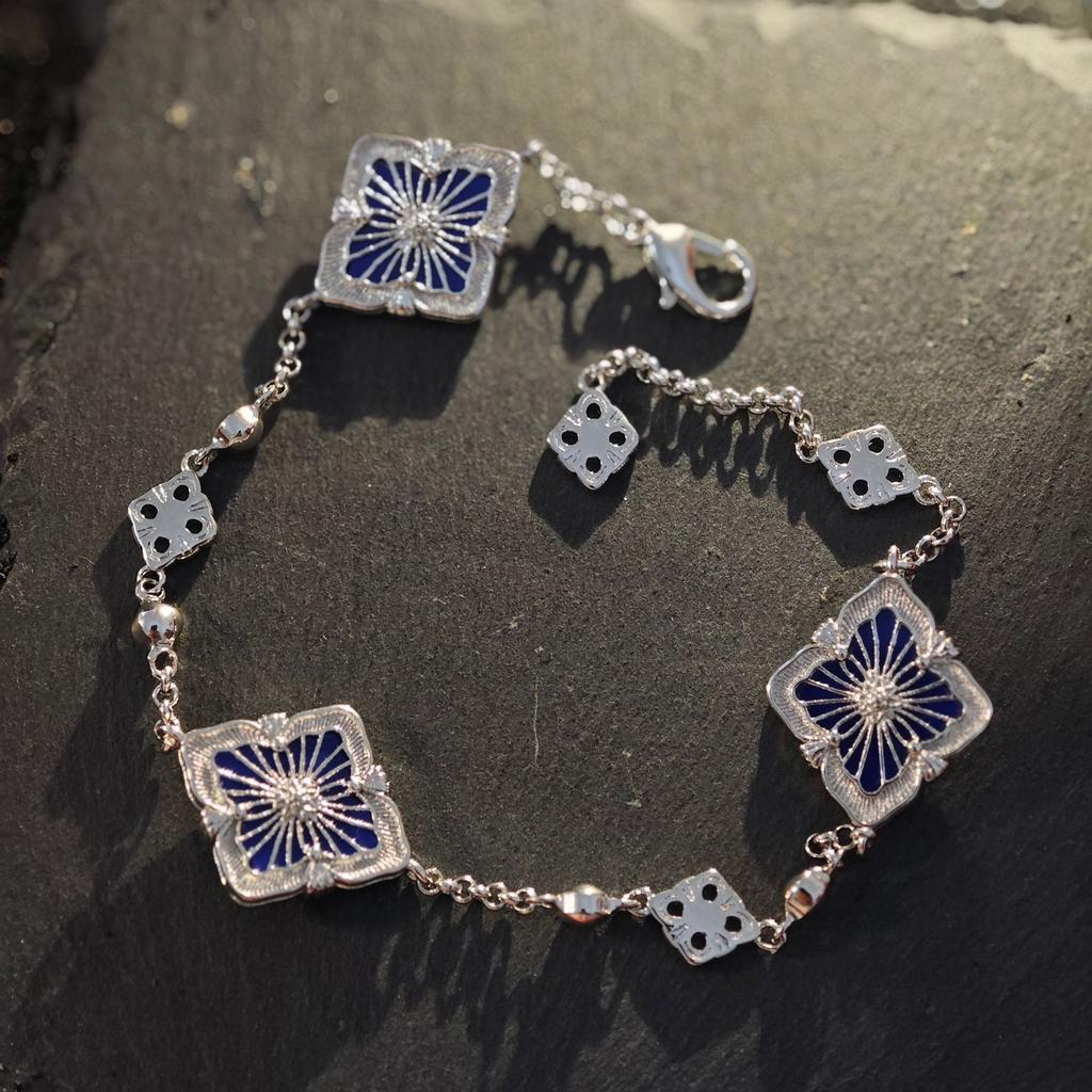 Italian Brushed Cloth Qi Lati Four-Leaf Clover Bracelet Female Natural White Fritillary Three-Flower Bracelet Light Luxury High-End Jewelry