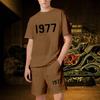 1977 Set corto da uomo di lusso da donna Abiti firmati Grafica oversize Harajuku y2k T-shirt Pantaloncini Marchio di alta qualità