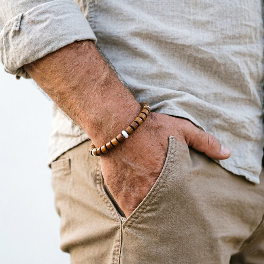 Classic Natural Wooden Bracelet For Men Handmade Prayer Yoga Meditation Healing Wrist Accessories Lightweight Comfortable Joias