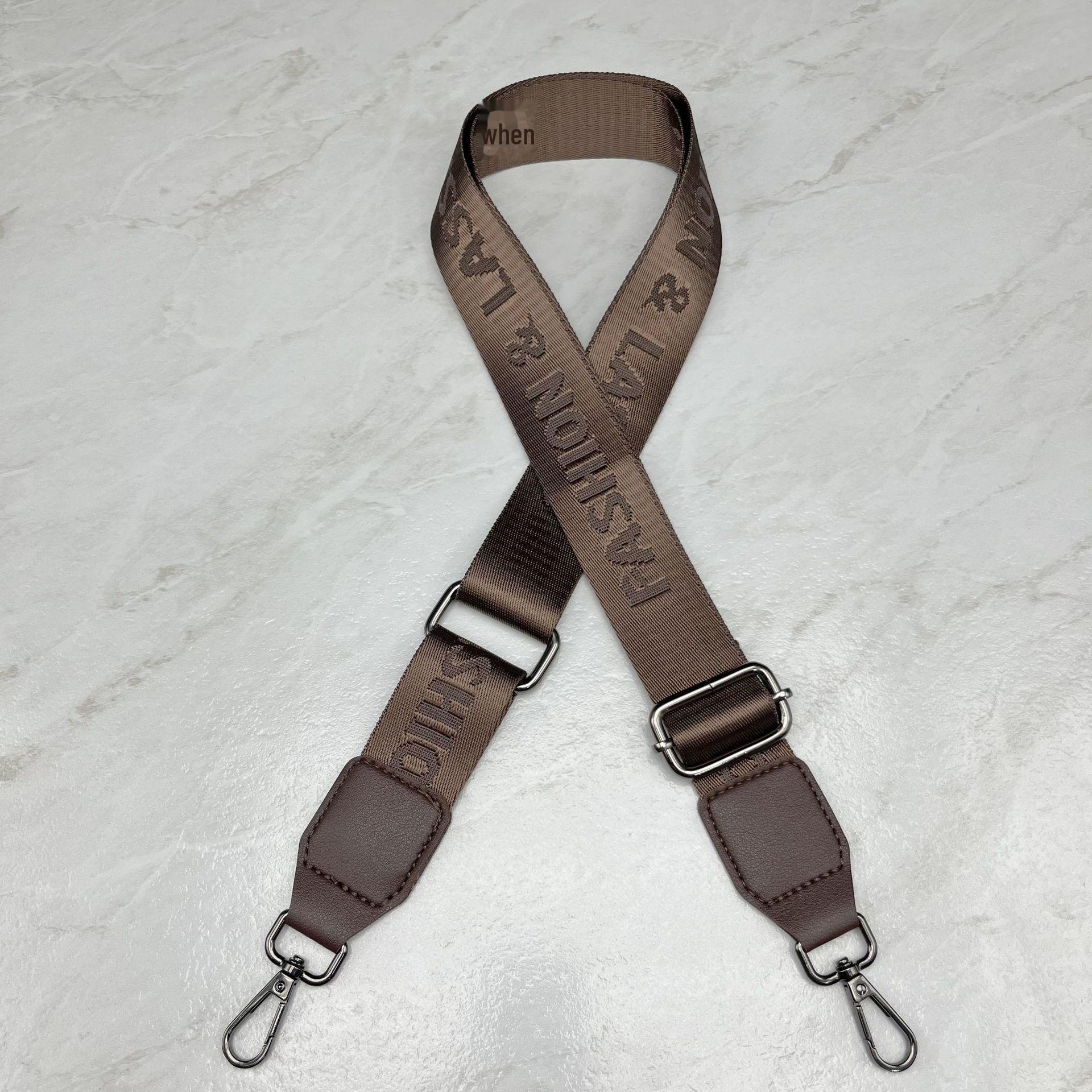 

Регулируемый модный ремень для женской сумки через плечо с буквенным принтом - широкий тканый аксессуар. Light Gold Buckle