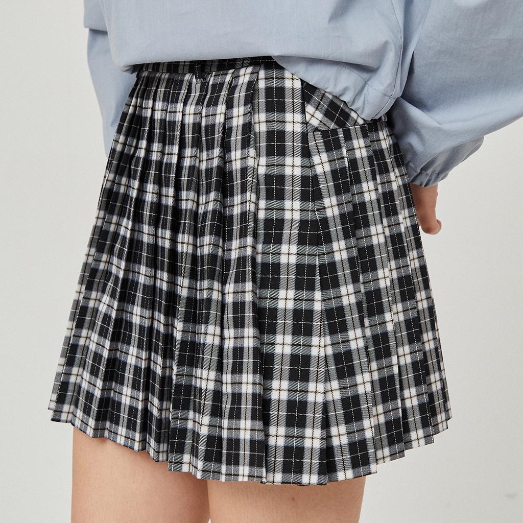 LIKK Pleated Check Skirt (Black)_L4A1-Sk07C