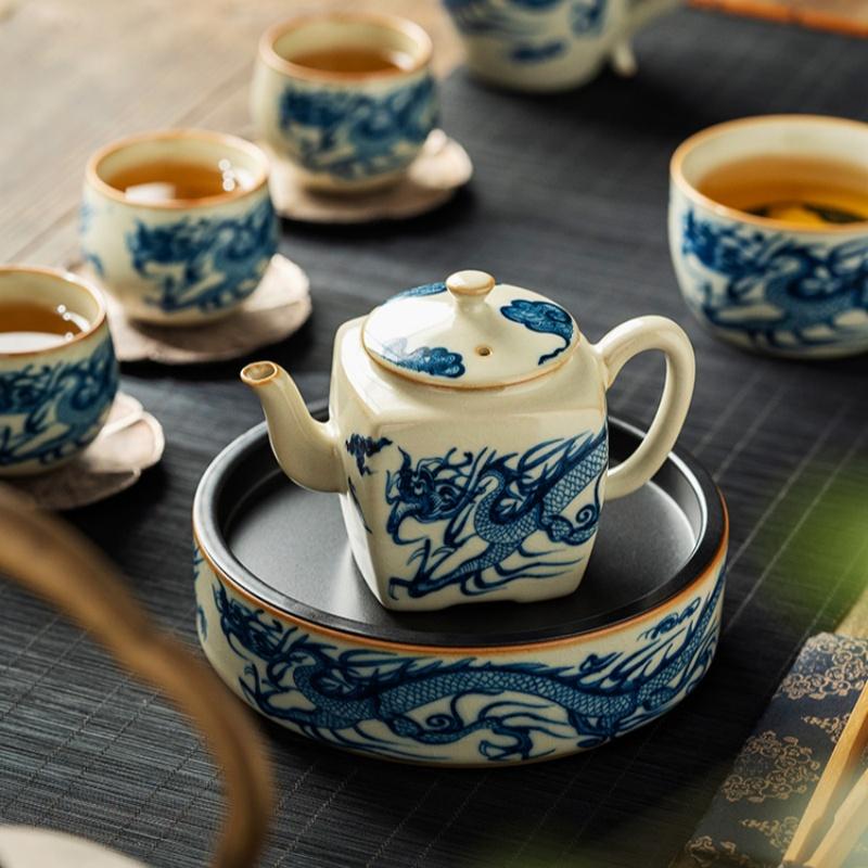 175ml Traditional Ru Kiln Blue And White Dragon Pattern Square Tea Pot For Brewing Tea High-End Tea Ceremony Kungfu Tea Set