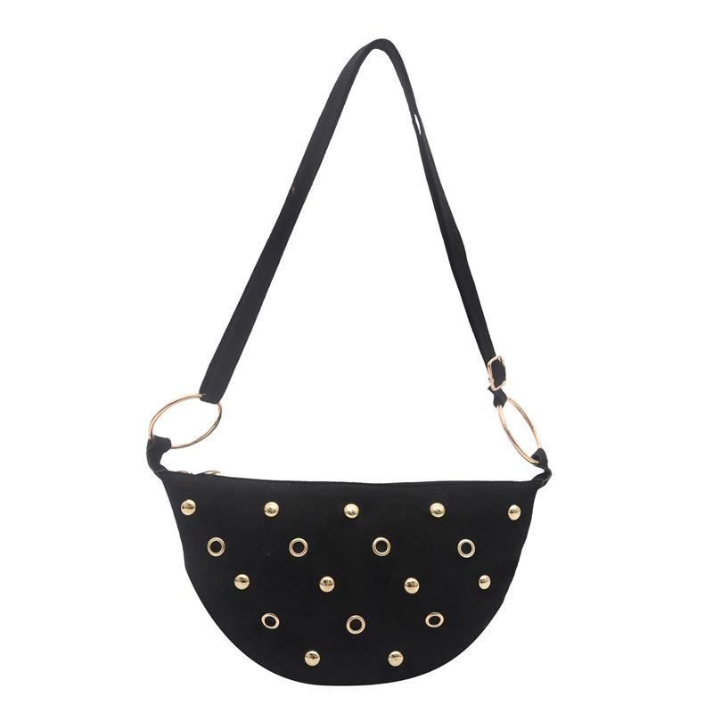 

New niche locomotive style popular suede rivet shoulder bag high-end design personalized armpit bag чёрный