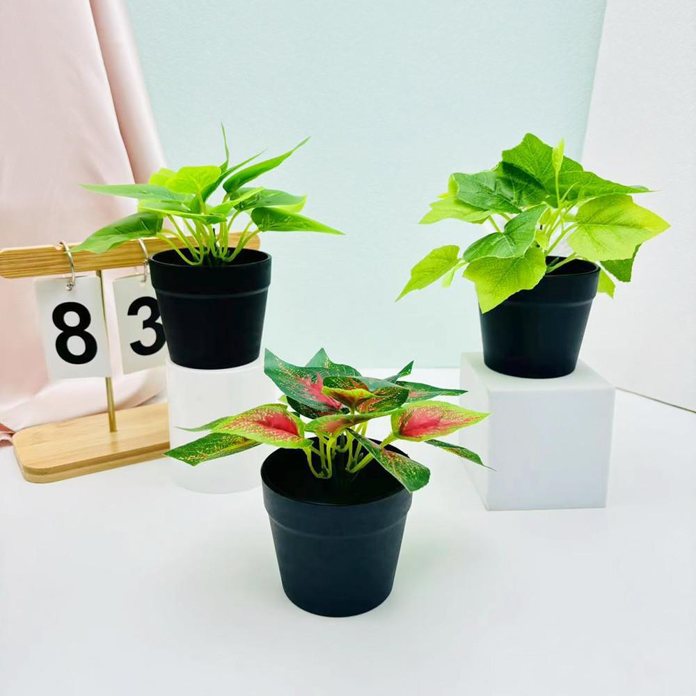 Mini Plastic Green Plant Pot With Realistic Foliage For Home Office Decor