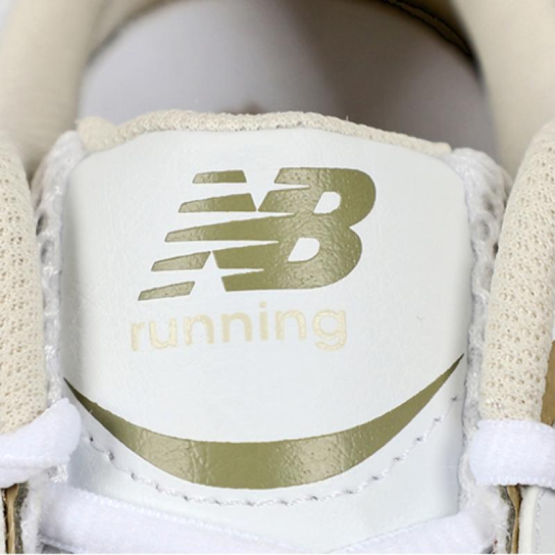 New Balance 530 White Beige