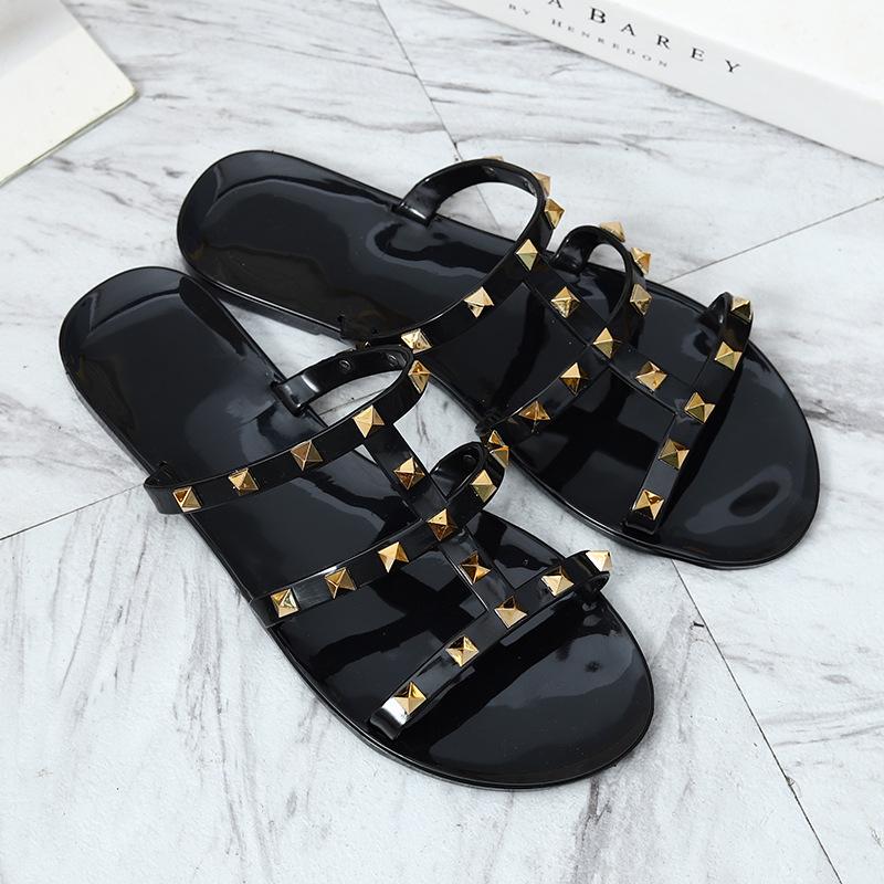 2025 Crystal Flat Slip-On Sandals: Fashionable Studded Summer Outdoor Shoes