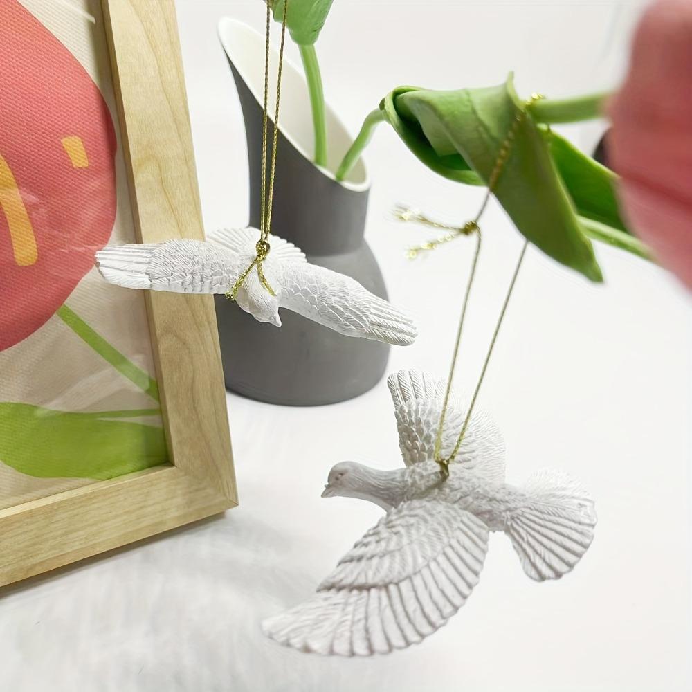 Resin Christmas Peace Doves Pendant Carved Design White Friendship Doves Hanging Simulated Christmas Tree Pigeon Ornament