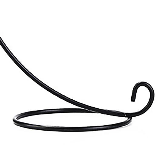 Elegant Moon Shape Basket Display Rack Beautiful Sturdy Wrought Iron Basket Display Stand Home