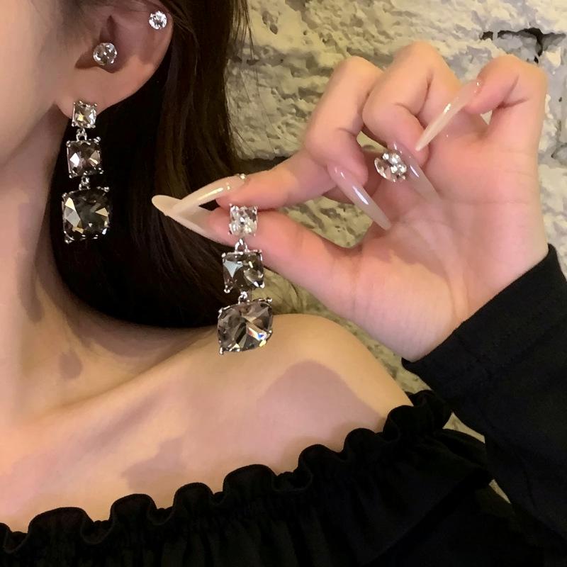 Strass-Geometrische Quastenohrringe & Schlüsselbein-Kettenhalskette für Damen - Elegante, Vielseitige Accessoires