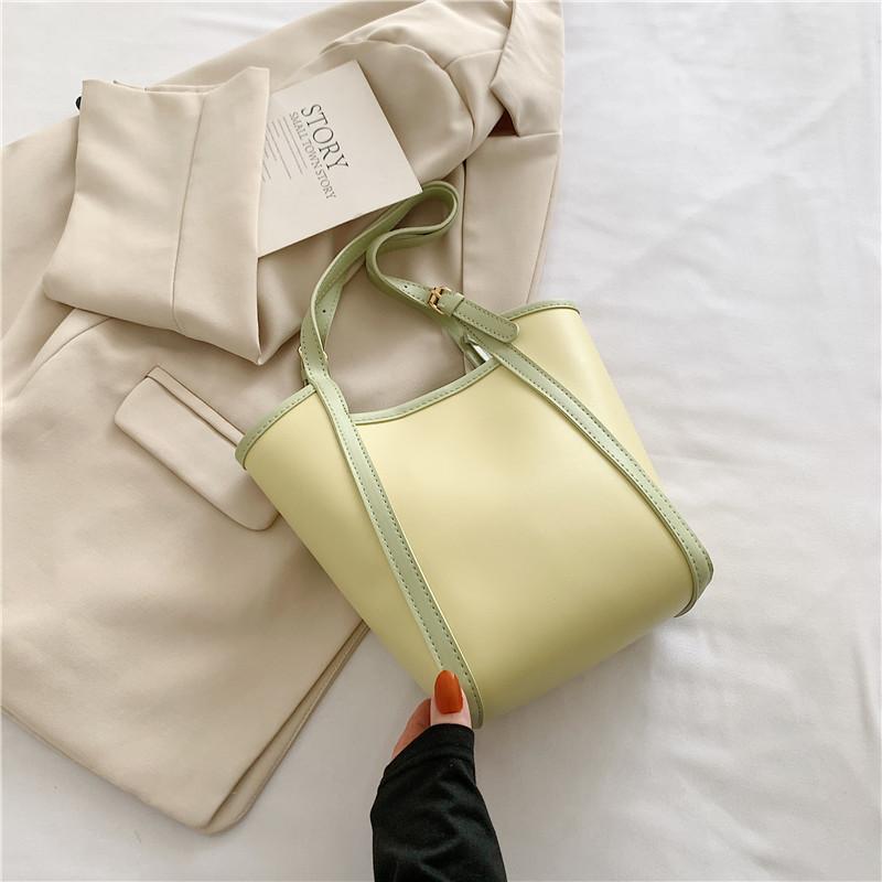 2023 Fashionable Vintage Bucket Shoulder Bag For Women With Large Capacity And Trendy Design