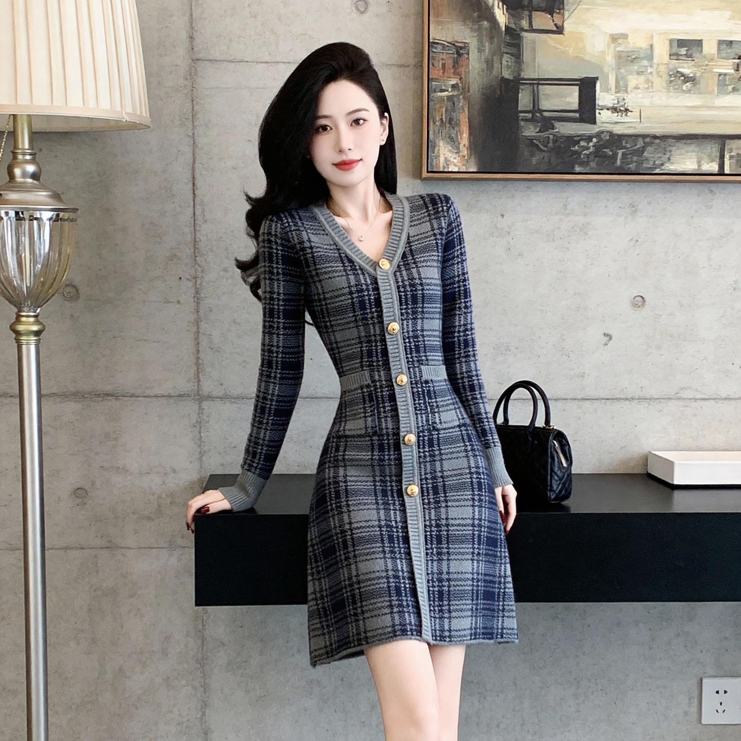 

High-End French-Style Knitted Dress for Women – Thickened, Long Sleeve, A-Line, High Waist, New Spring Arrival Large серый