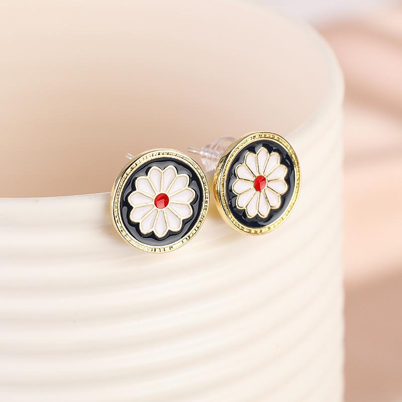 Silver Needle Fashion High-end Sense Diamond-set Black Earrings Niche Versatile Temperament Earrings Light Luxury High-quality Earrings