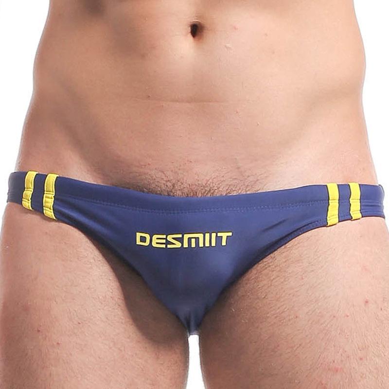 Desmiit Herren Dreieck Badehose 7 Farben, Niedrige Taille Sexy Personalisierte Badehose S312