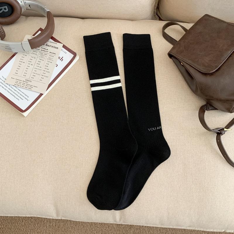 Women Stockings Bee Embroidery Long Socks Solid Color Black White Gray Stockings Knitted Cotton Knee Socks Women Stockings
