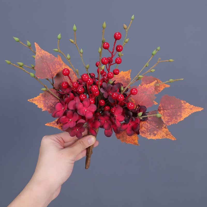 

Green Aloes Simulated Maple Leaf Foam Small Berry Bouquet False Flower Thanksgiving Garden Decoration Artificial Green Plants красный